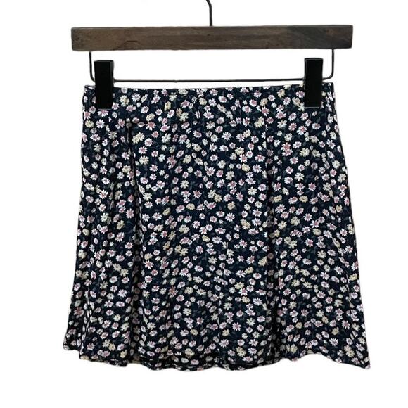 NWT American Eagle Floral Skirt - Picture 2 of 5